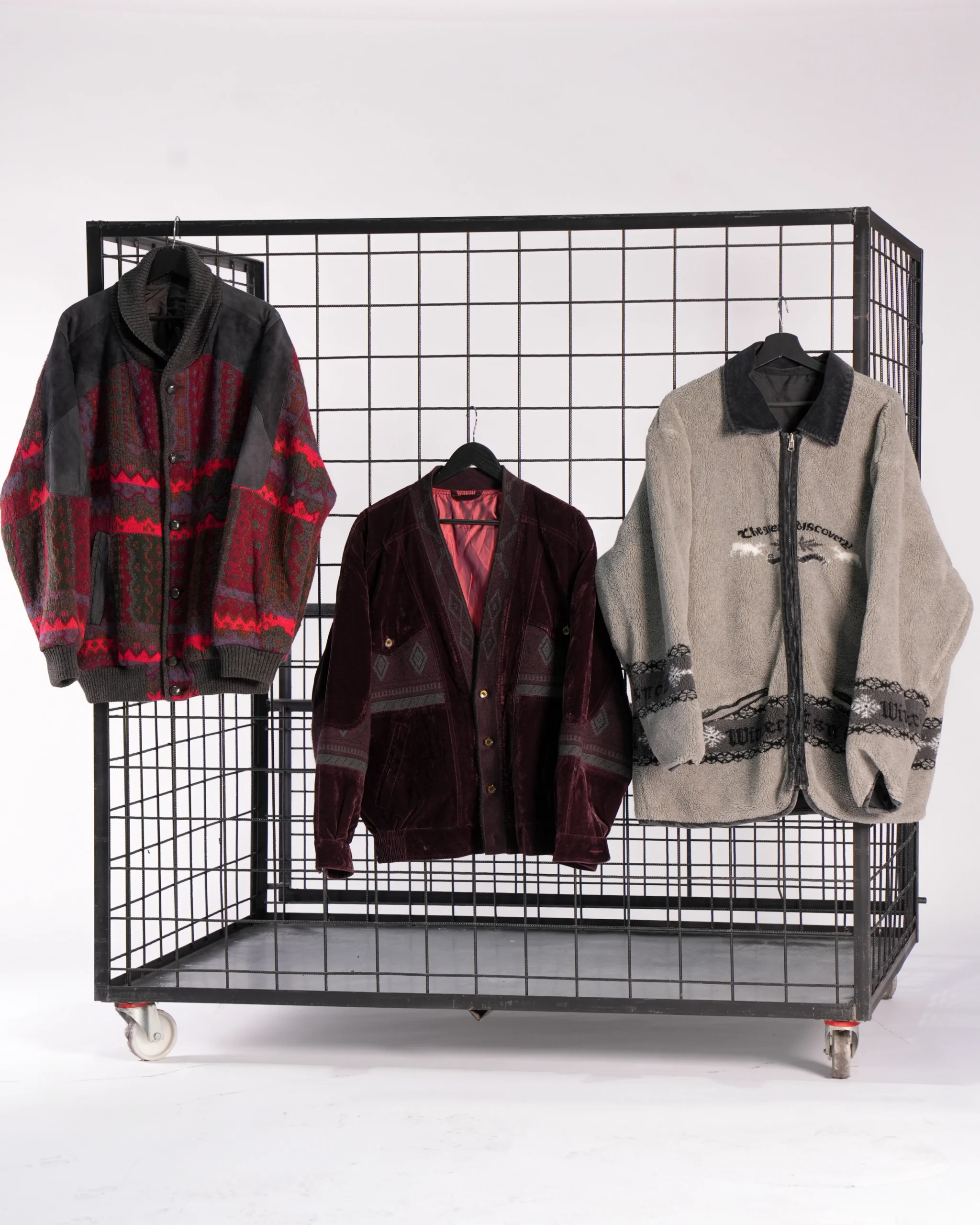 MEN'S HEAVY COLOURED CARDIGAN