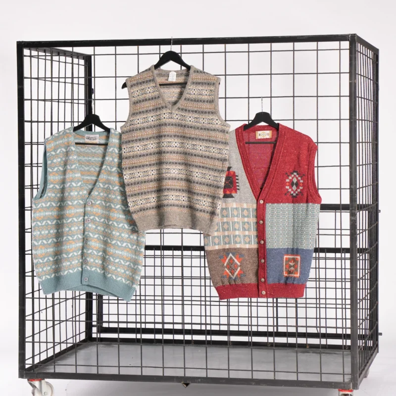 VEST JUMPERS + CARDIGANS