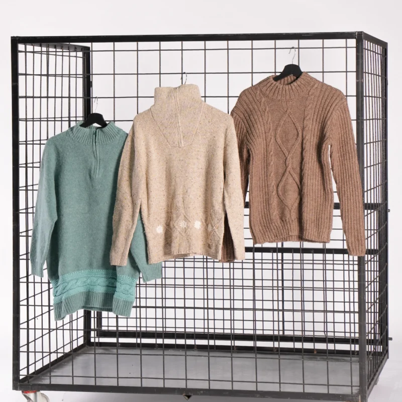 MEN'S TURTLE NECK JUMPERS
